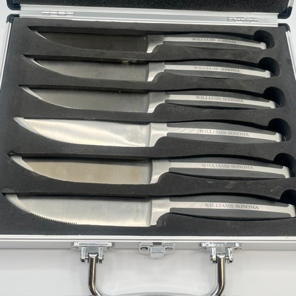 Williams-Sonoma 6 Piece Steak Knife Set with Aluminum Carrying Case Silver Black